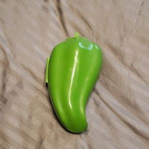 Tupperware pepper keeper
